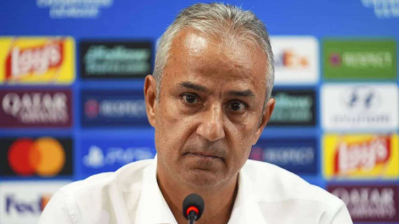 İsmail Kartal gitti, o isim tribüne indi: Kadıköy'de tüm bakışlar ona çevrildi! 4